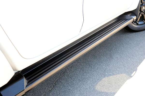 2023 Mitsubishi Triton GSR MR 4X4