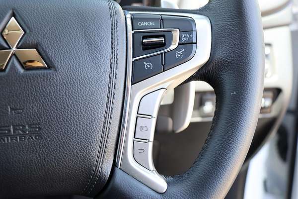 2023 Mitsubishi Triton GSR MR 4X4