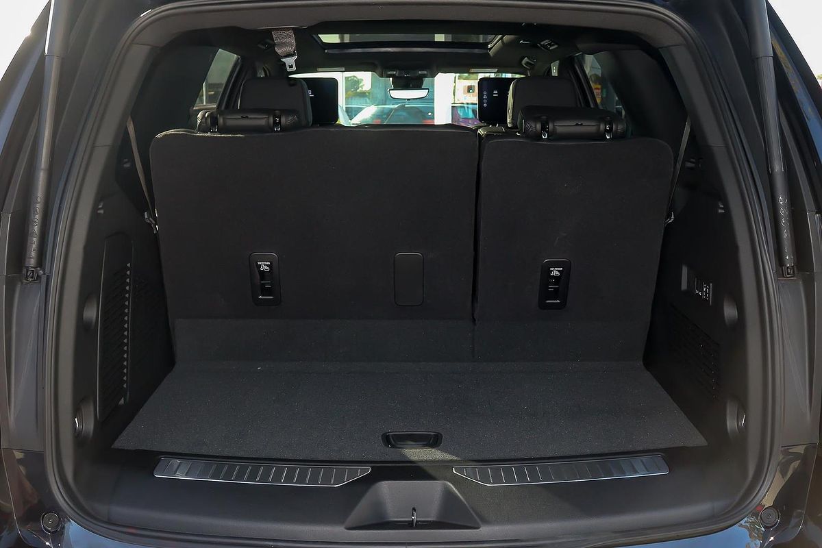 2025 GMC Yukon Denali T1