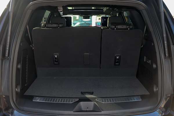 2025 GMC Yukon Denali T1