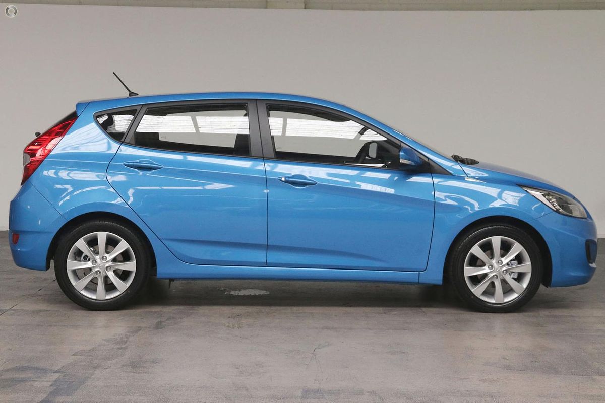 2018 Hyundai Accent Sport RB6