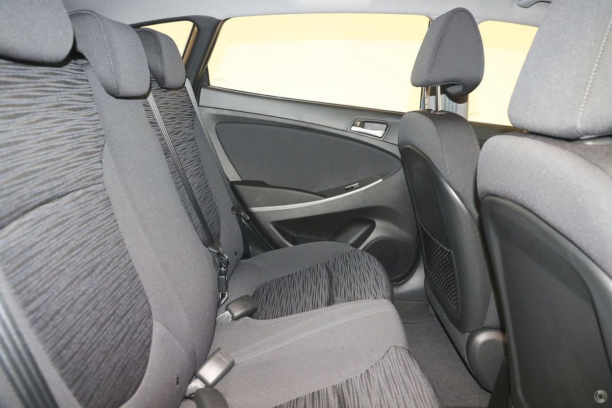 2018 Hyundai Accent Sport RB6