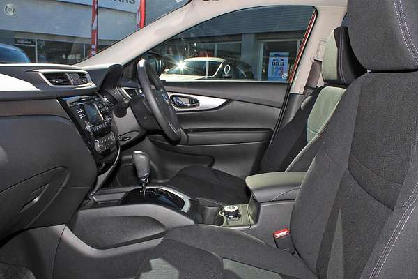 2017 Nissan X-TRAIL ST T32