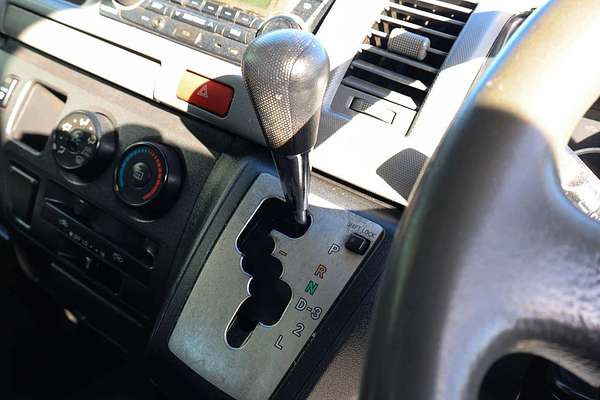 2011 Toyota Hiace Commuter KDH223R ELWB High Roof