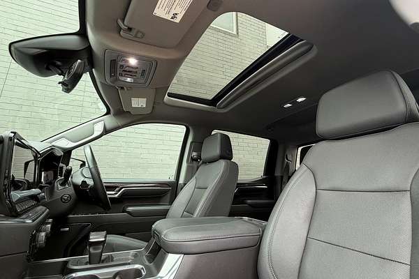 2023 Chevrolet Silverado 1500 LTZ Premium W/Tech Pack T1 4X4