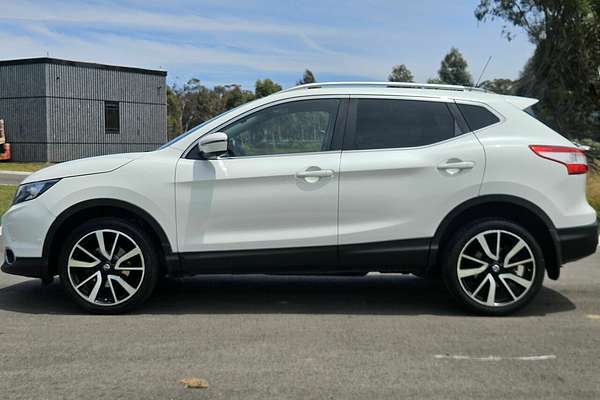 2016 Nissan QASHQAI Ti J11