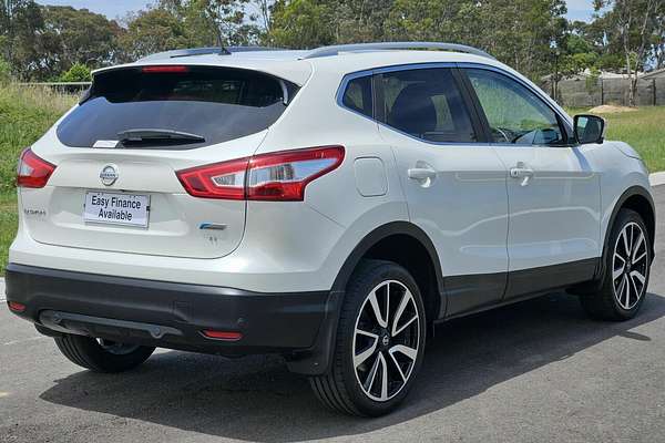 2016 Nissan QASHQAI Ti J11