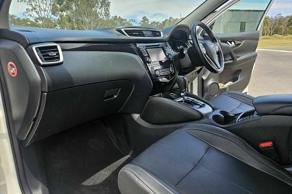 2016 Nissan QASHQAI Ti J11