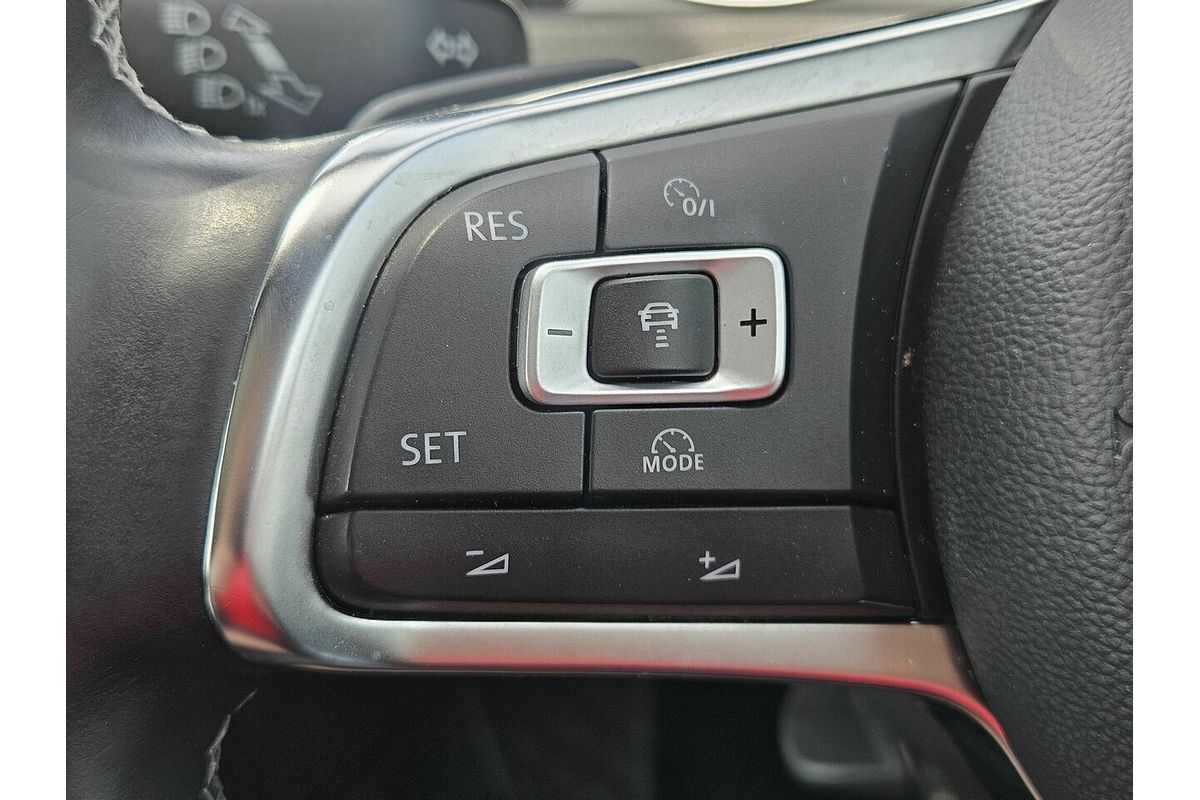 2017 Volkswagen Golf 110TSI Highline 7