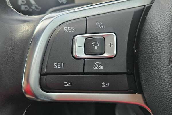 2017 Volkswagen Golf 110TSI Highline 7