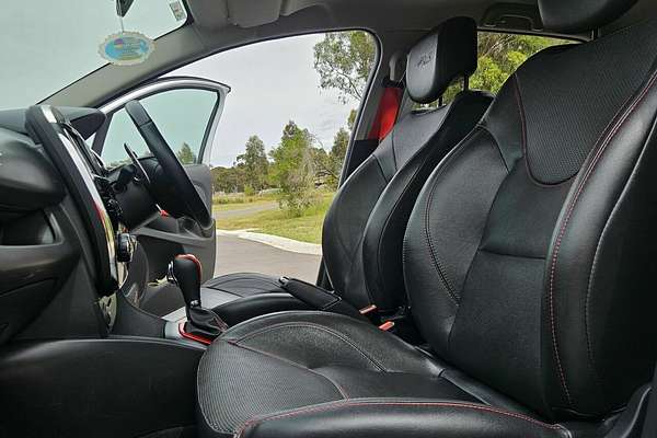 2014 Renault Clio GT Premium IV B98