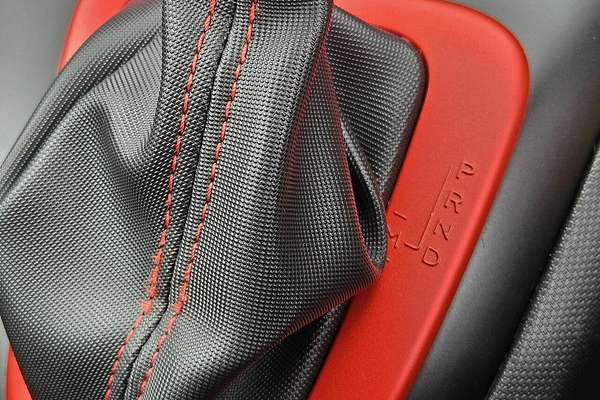 2014 Renault Clio GT Premium IV B98