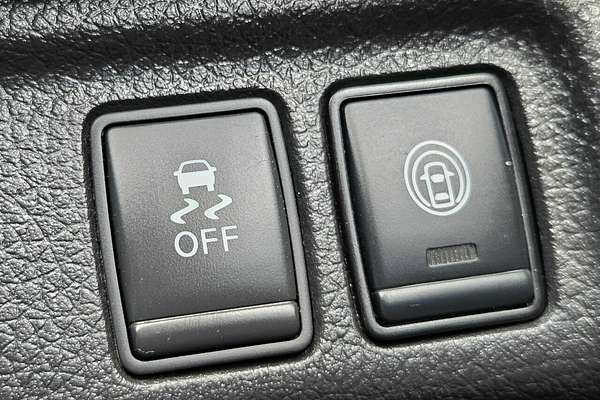 2021 Nissan Navara PRO-4X D23 4X4