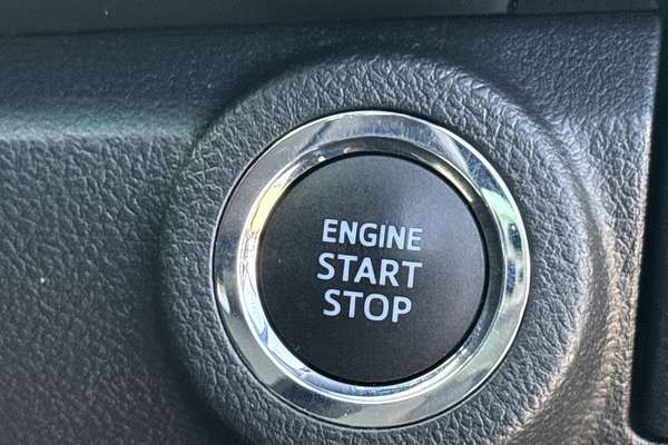 2024 Toyota Hilux Rogue 48V GUN126R 4X4