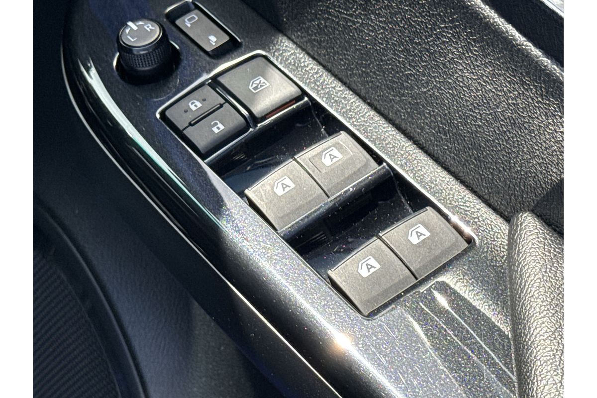 2024 Toyota Hilux Rogue 48V GUN126R 4X4