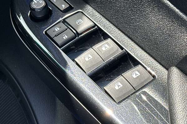 2024 Toyota Hilux Rogue 48V GUN126R 4X4