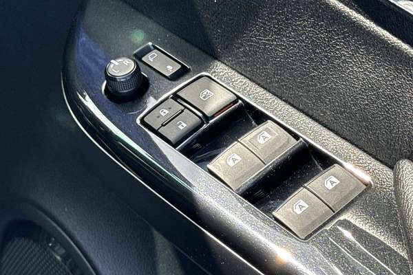 2024 Toyota Hilux Rogue 48V GUN126R 4X4