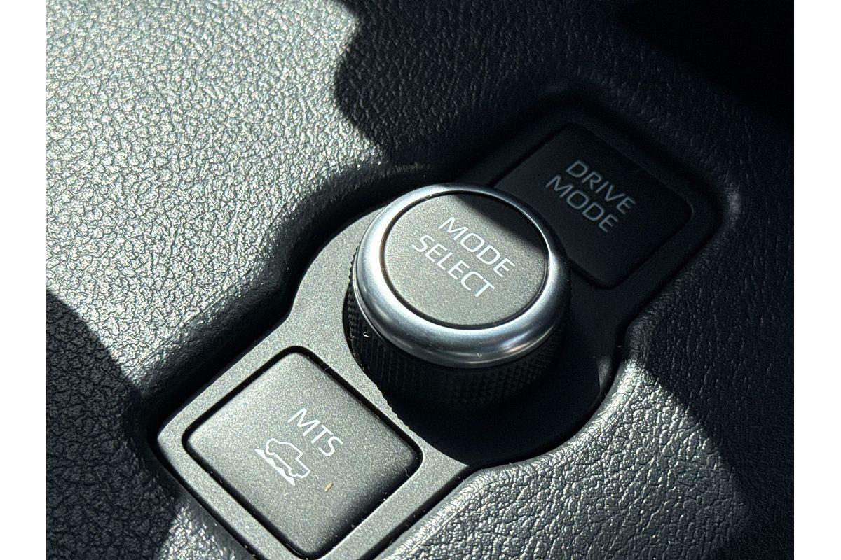 2024 Toyota Hilux Rogue 48V GUN126R 4X4