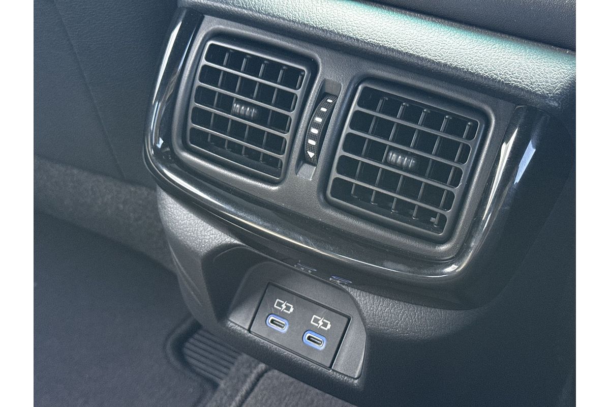 2024 Toyota Hilux Rogue 48V GUN126R 4X4