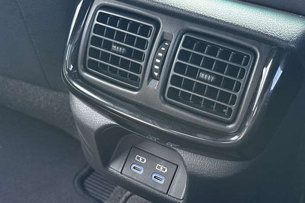 2024 Toyota Hilux Rogue 48V GUN126R 4X4