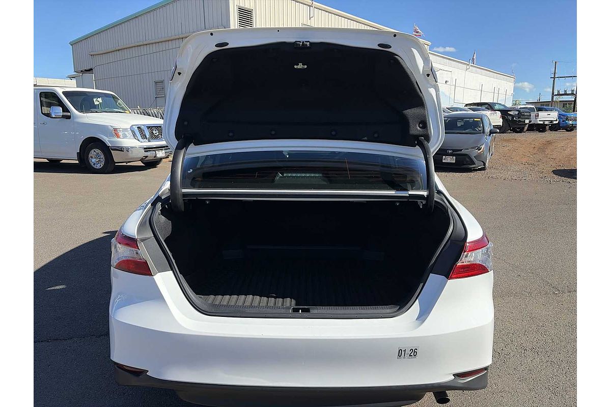 2020 Toyota Camry LE