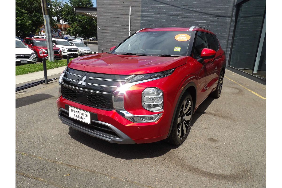 2025 Mitsubishi Outlander Exceed ZM