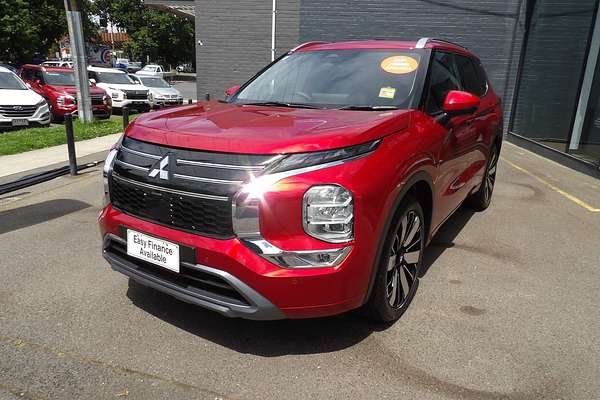 2025 Mitsubishi Outlander Exceed ZM