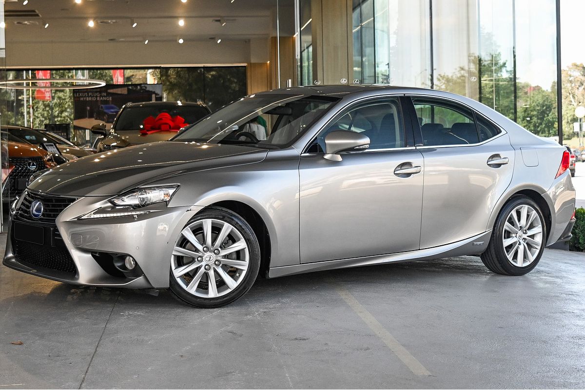 2014 Lexus IS IS300h Luxury AVE30R