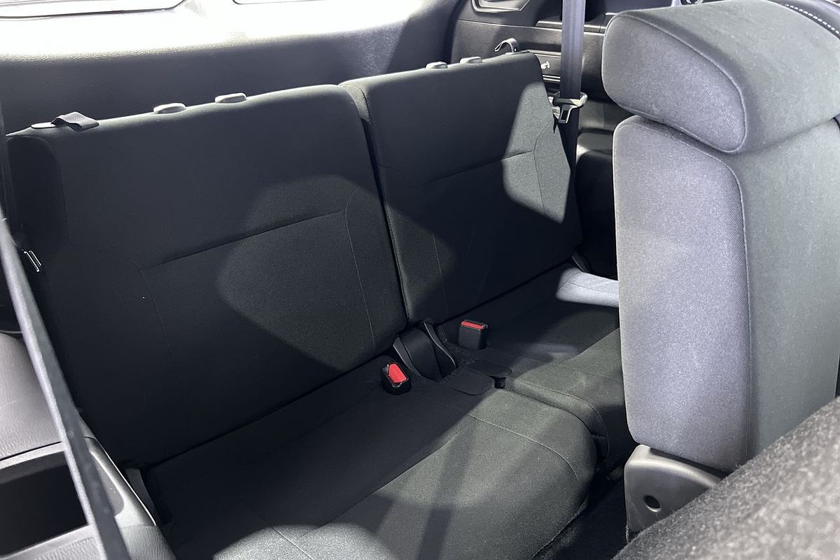 2023 Mitsubishi Outlander ES ZM