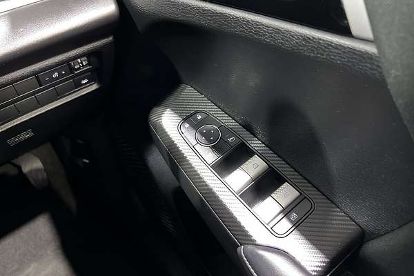 2023 Mitsubishi Outlander ES ZM