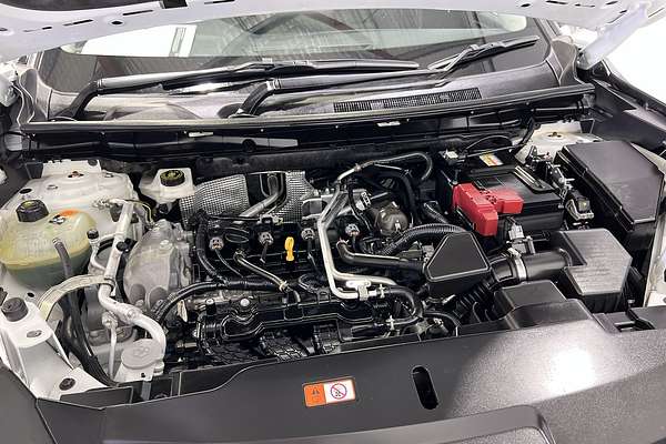 2023 Mitsubishi Outlander ES ZM