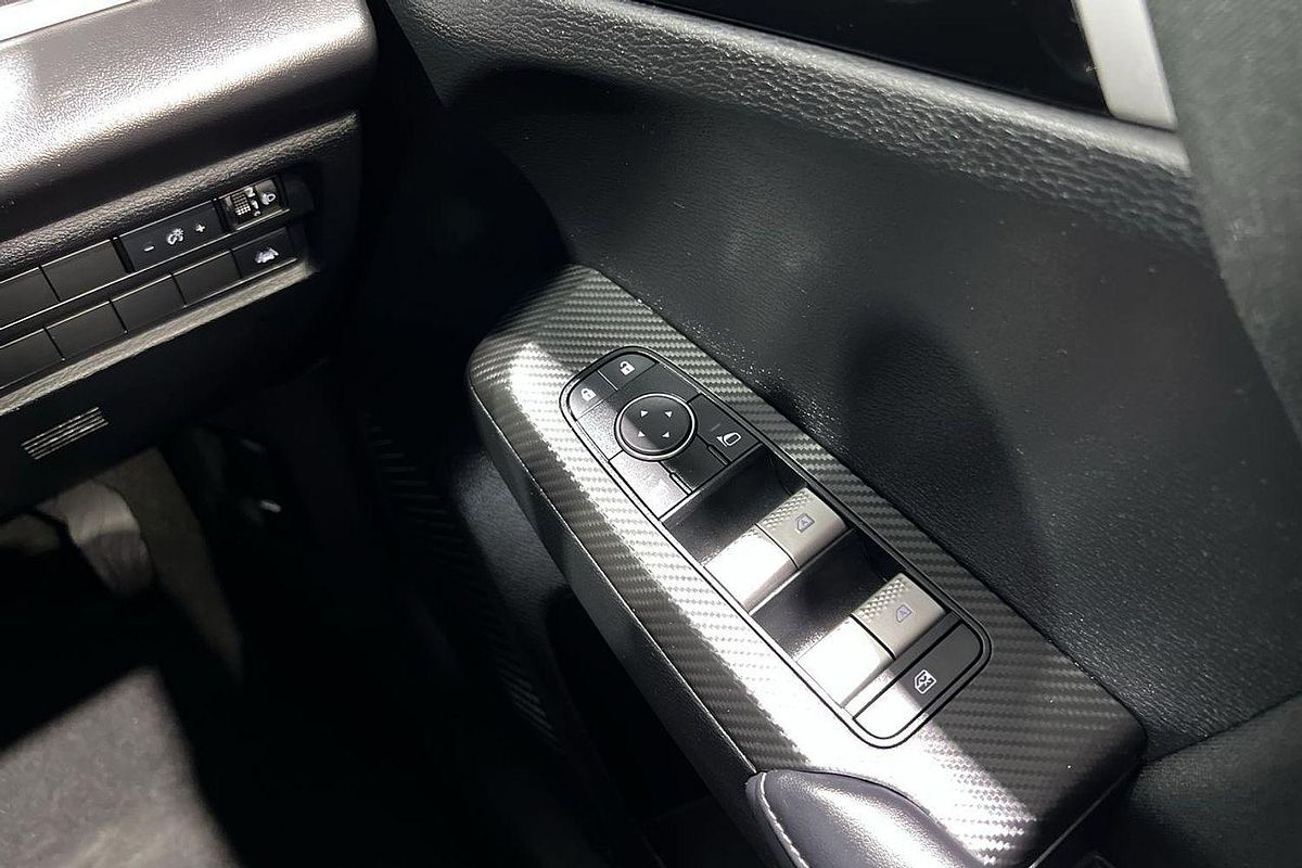 2023 Mitsubishi Outlander ES ZM