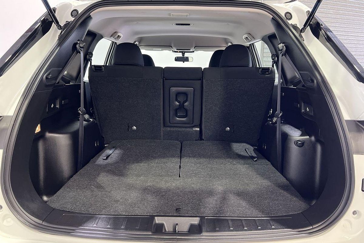 2023 Mitsubishi Outlander ES ZM