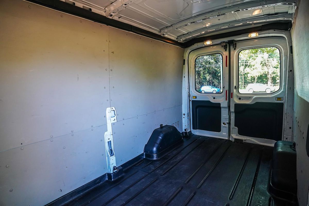 2020 Ford Transit 350L VO LWB Mid Roof