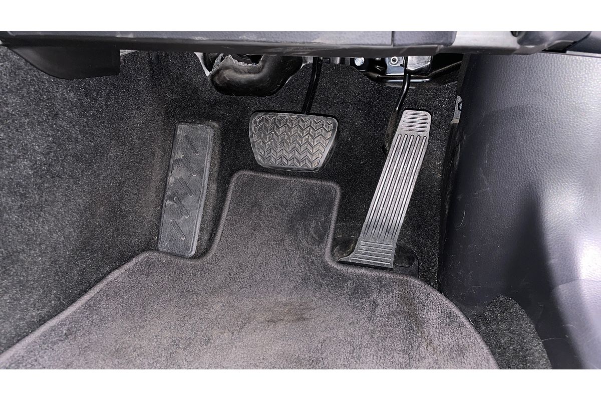 2022 Toyota Camry Ascent AXVA70R