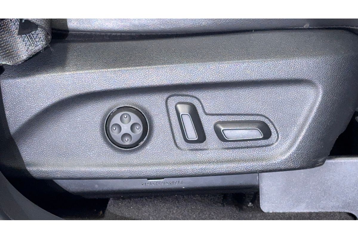 2022 LDV D90 Executive SV9A