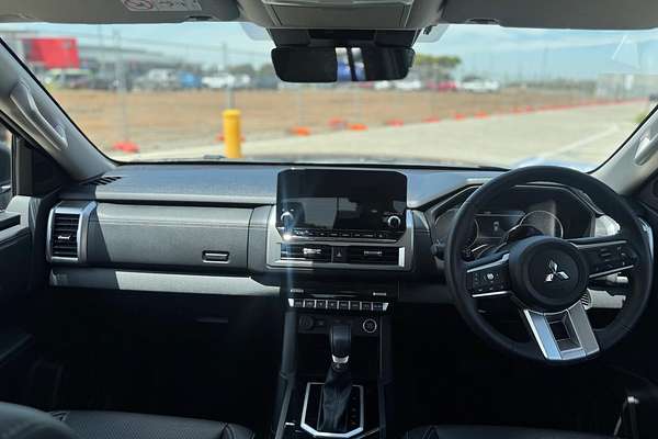 2025 Mitsubishi Triton GLS MV 4X4