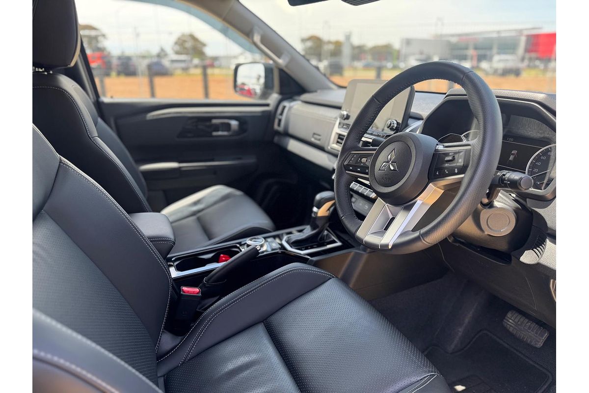 2025 Mitsubishi Triton GLS MV 4X4