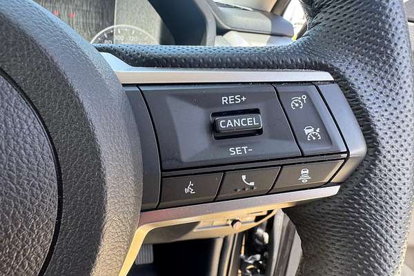 2025 Mitsubishi Triton GLS MV 4X4