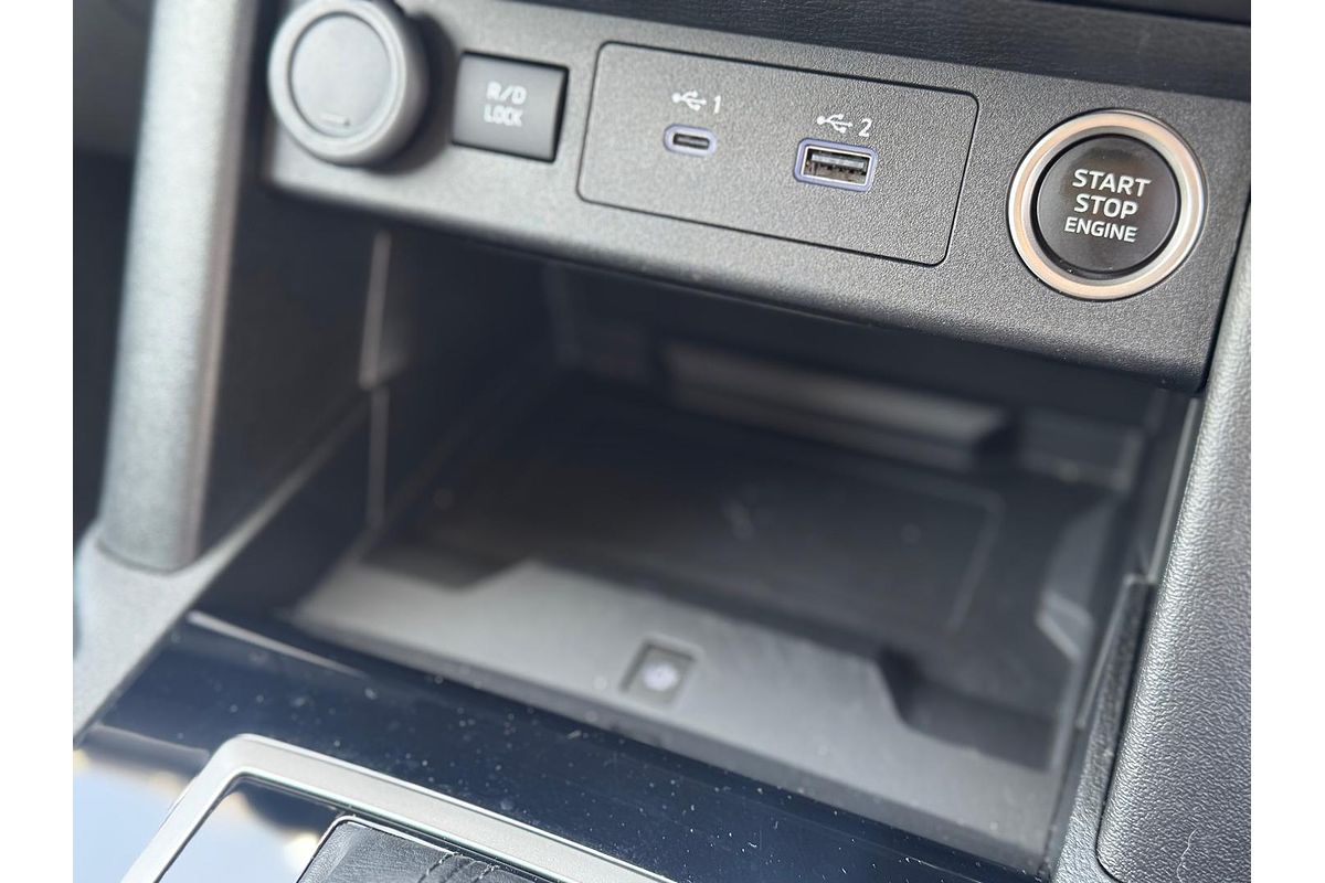 2025 Mitsubishi Triton GLS MV 4X4