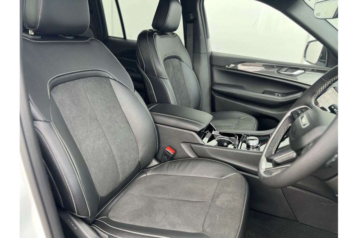 2025 Jeep Grand Cherokee Night Eagle WL