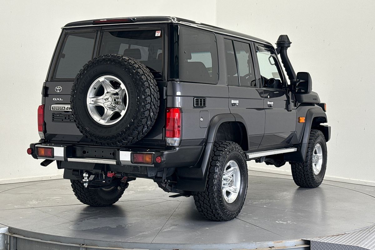 2024 Toyota Landcruiser GXL GDJL76R