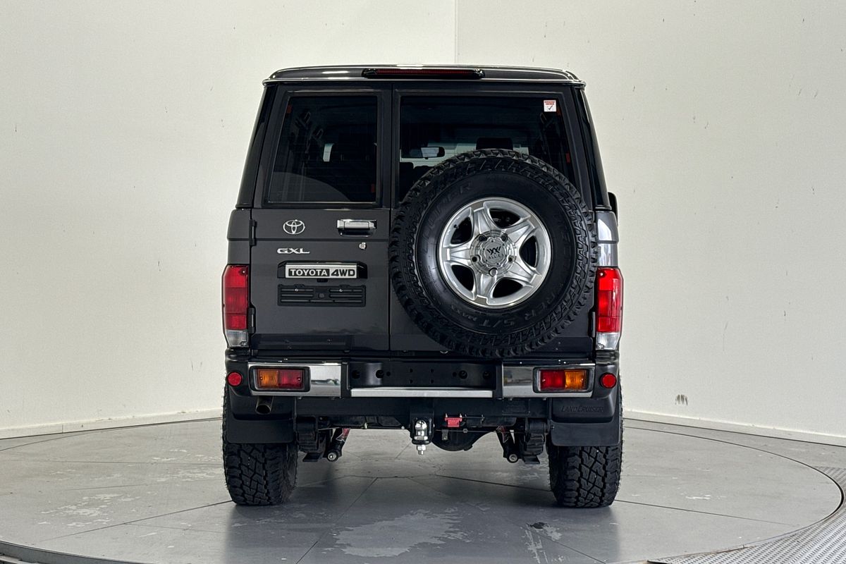 2024 Toyota Landcruiser GXL GDJL76R