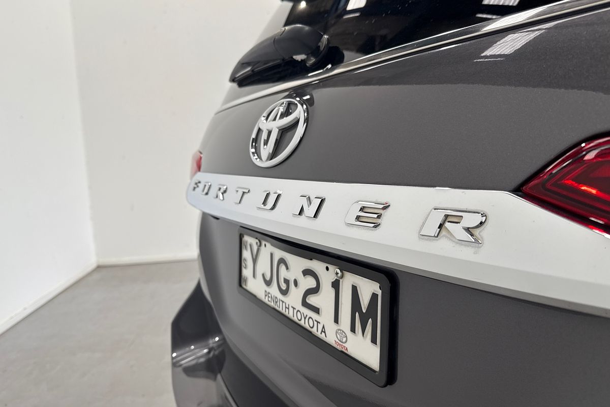 2018 Toyota Fortuner Crusade GUN156R