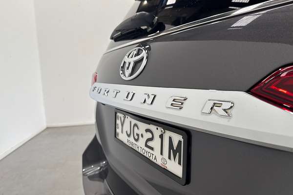 2018 Toyota Fortuner Crusade GUN156R