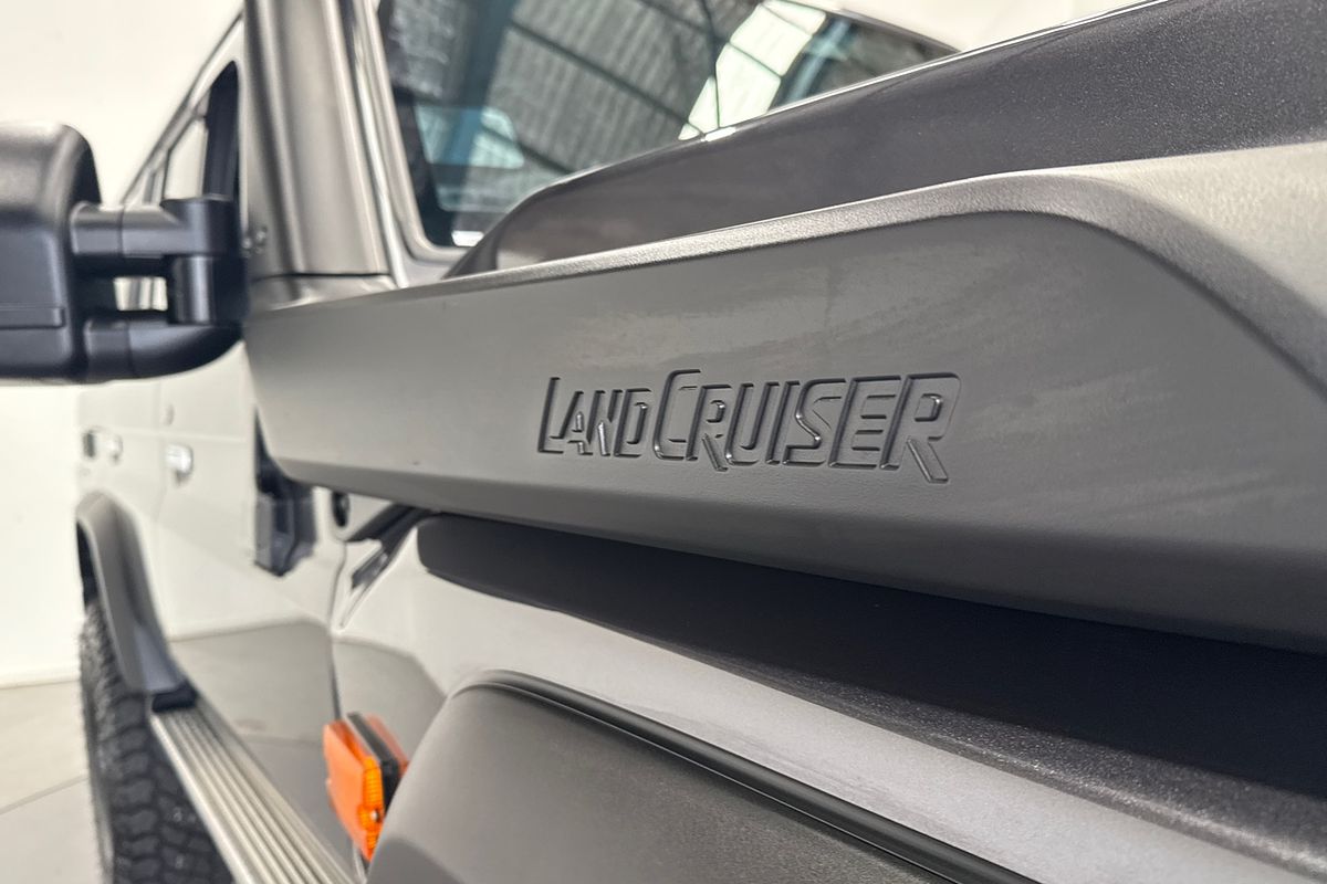 2024 Toyota Landcruiser GXL GDJL76R