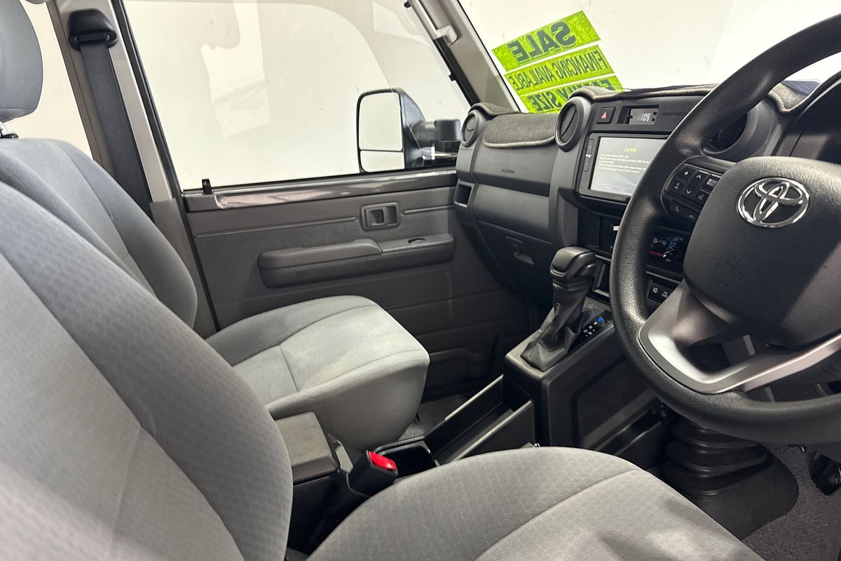 2024 Toyota Landcruiser GXL GDJL76R