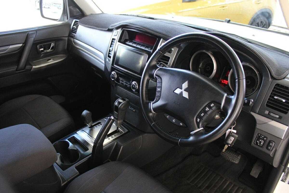 2018 Mitsubishi Pajero GLX NX