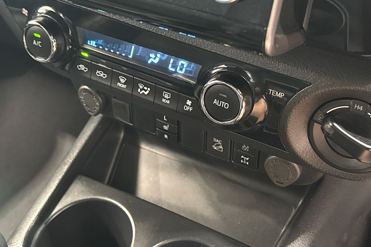 2021 Toyota Hilux ROGUE (4x4) GUN126R FACELIFT 4X4