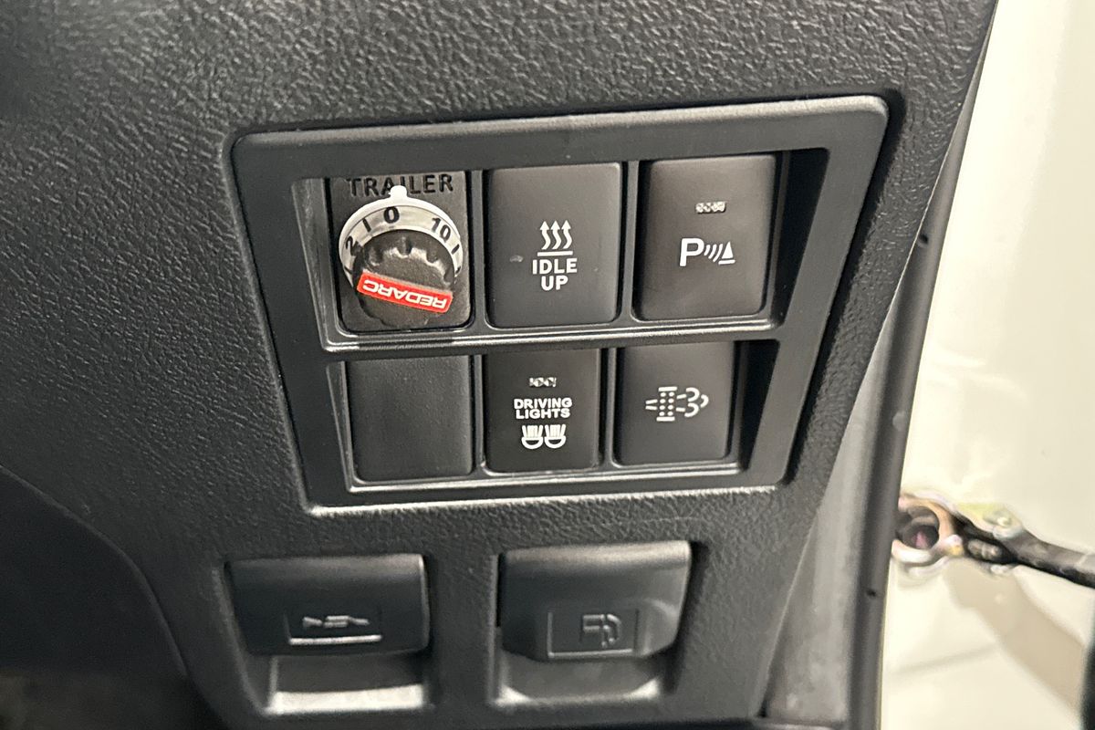 2021 Toyota Hilux ROGUE (4x4) GUN126R FACELIFT 4X4